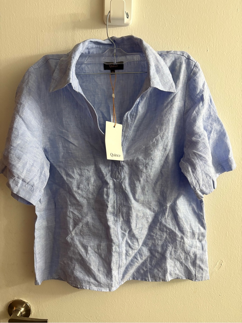 Quince Women’s Short-Sleeve Button-Down Shirt in Light Blue